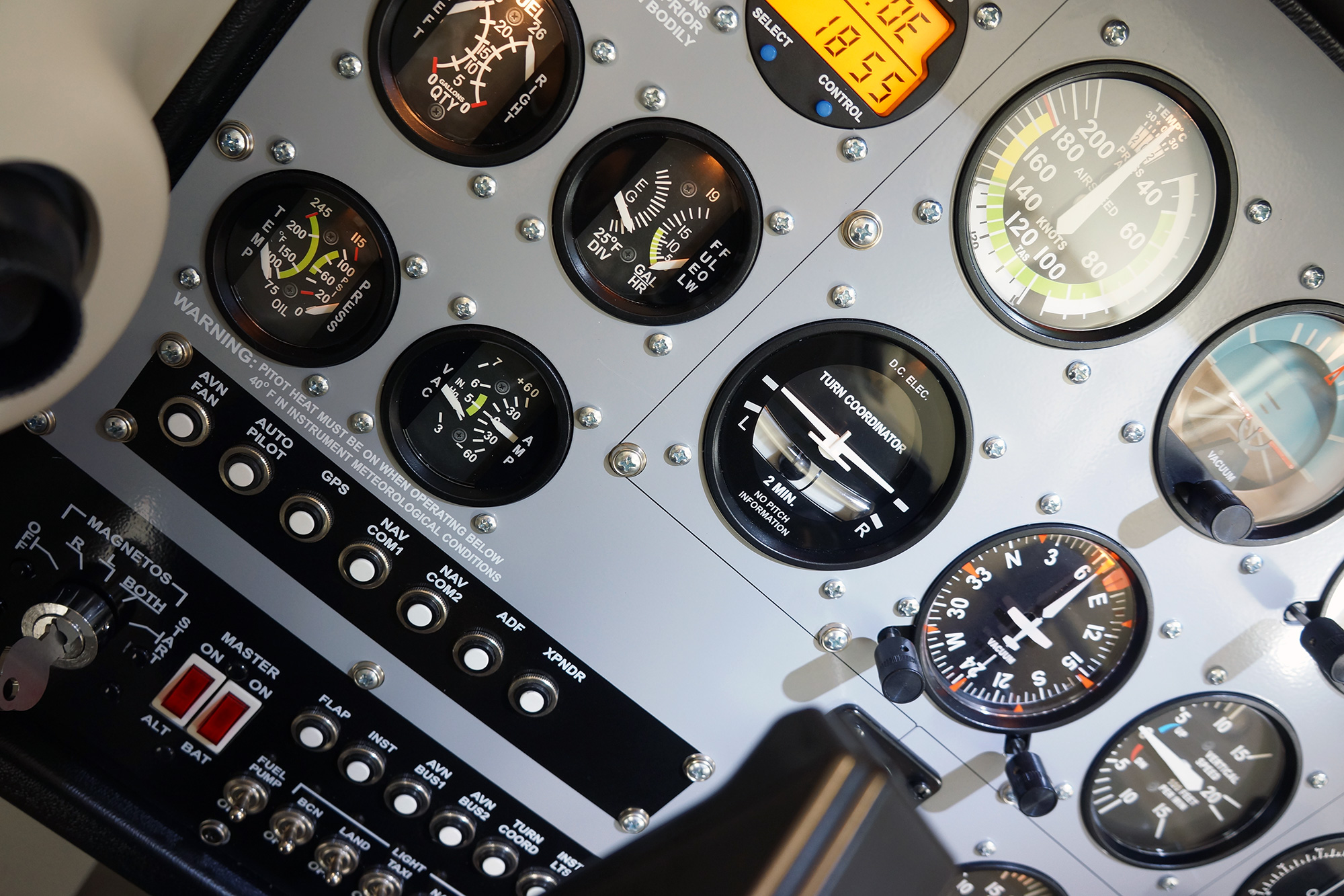 TRC 472FA Flight Simulator System – Simkits